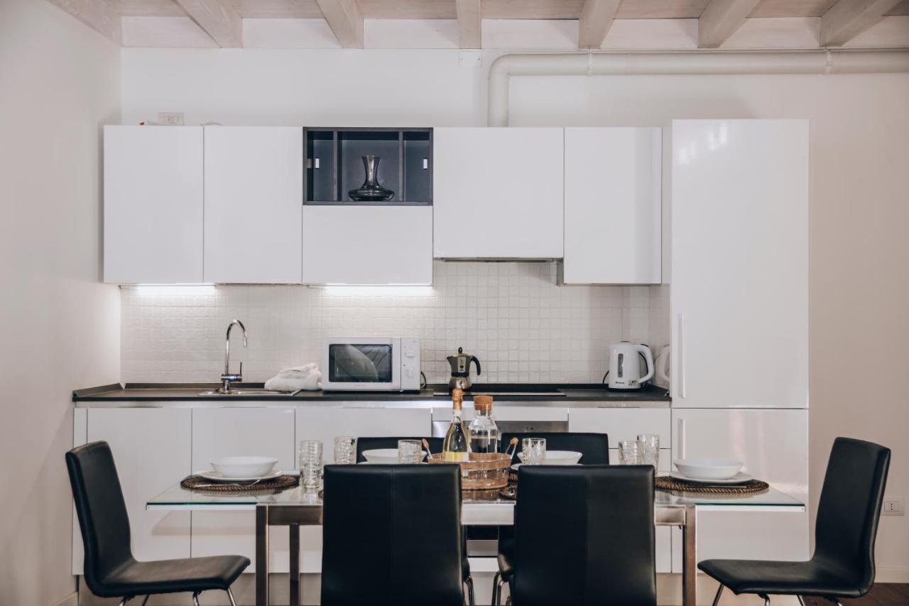 Guggenheim Luxury Suites By Bricola Apartments Венеция Экстерьер фото