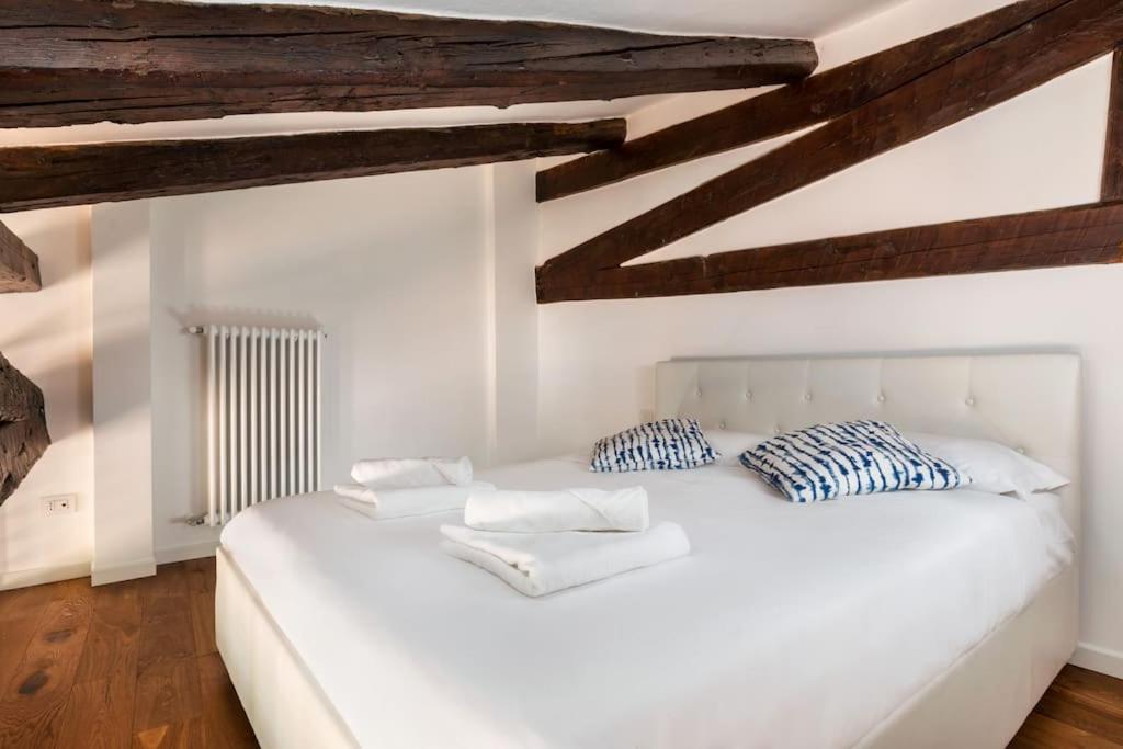Guggenheim Luxury Suites By Bricola Apartments Венеция Экстерьер фото